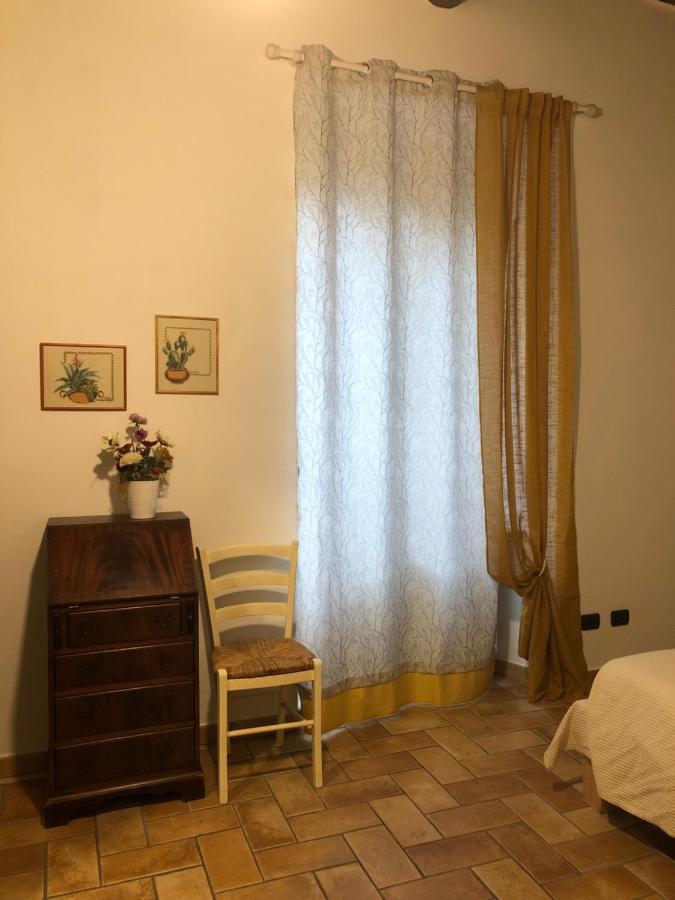 Iris * Villa Guardia